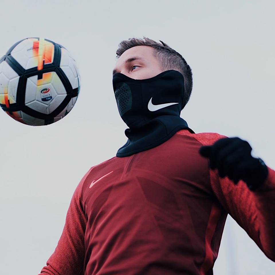 Nike strike soccer top snood neck warmer